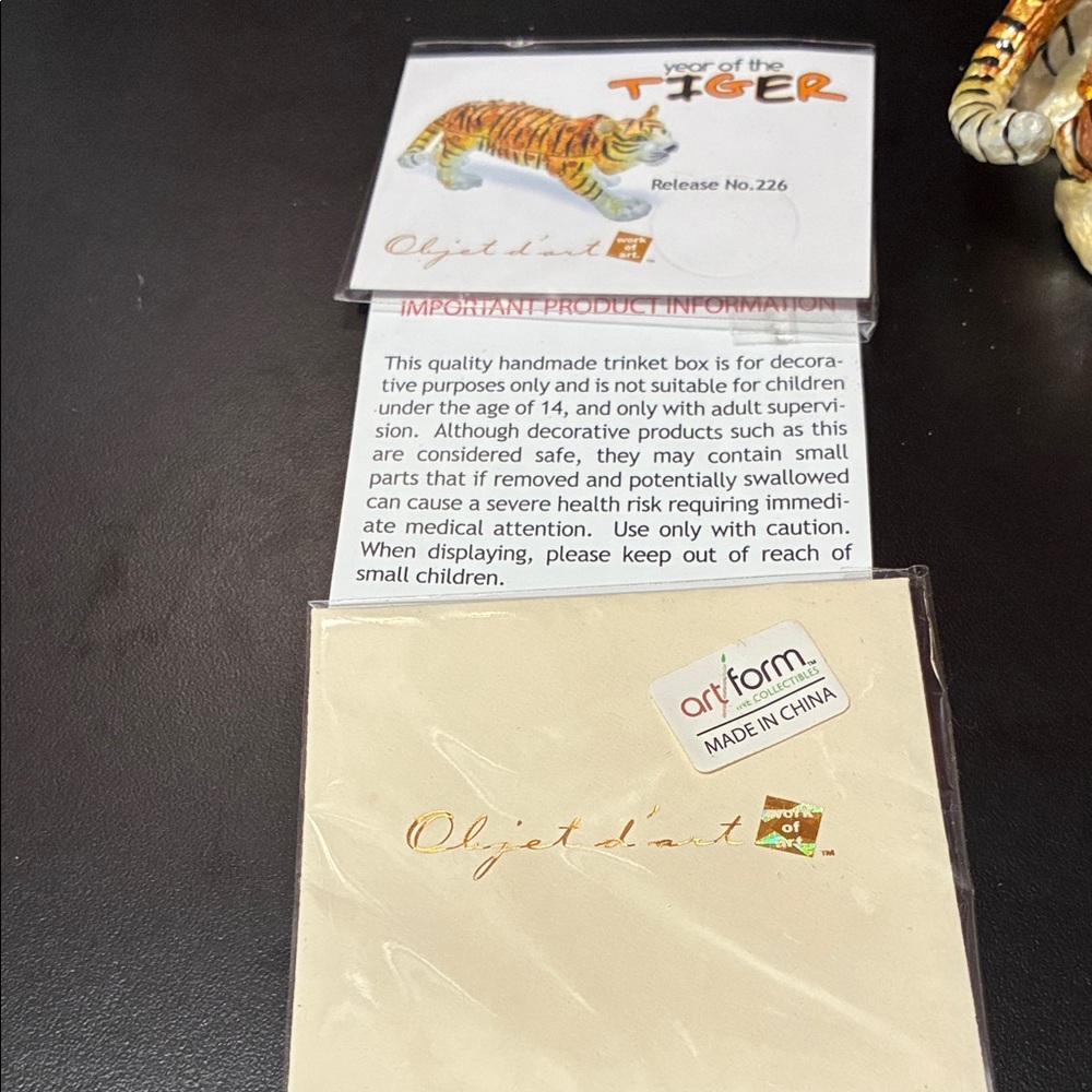 Vintage Art form release No. 226 collectible Year of the Tiger trinket box - Picture 10 of 16